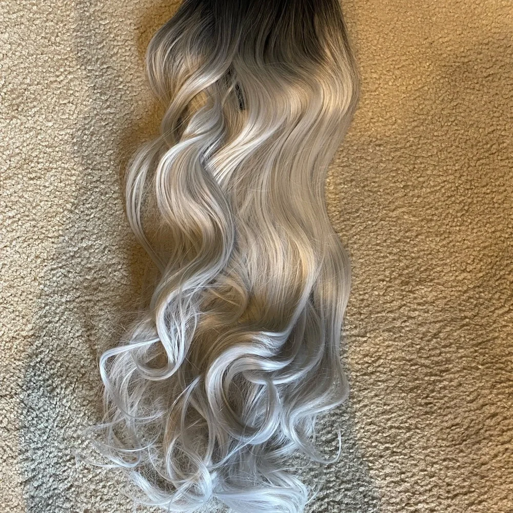 Synthetic Ombré Long Wavy Natural Looking Heat Resistant Wig